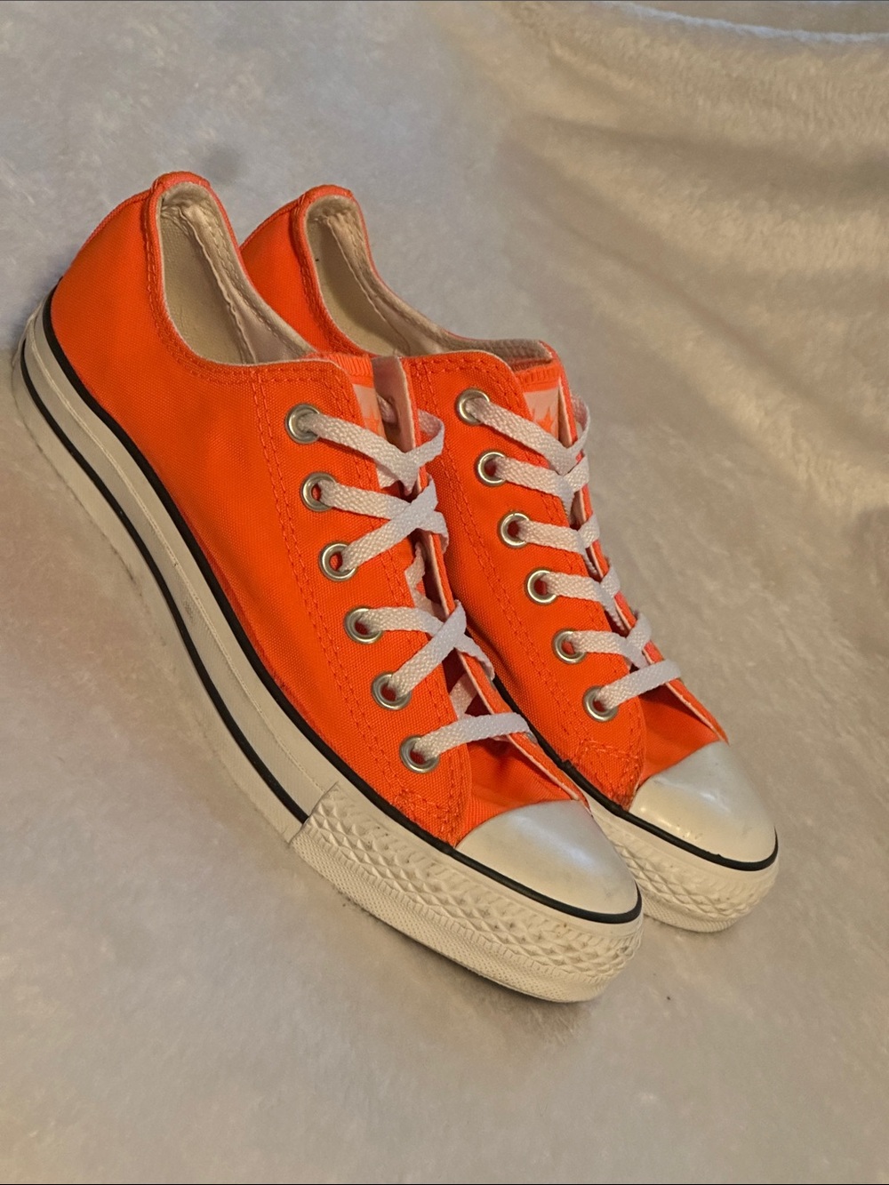 Converse All Star Chuck Taylor Neon Orange Men 6 Women 8 Low Top Sneakers Bold